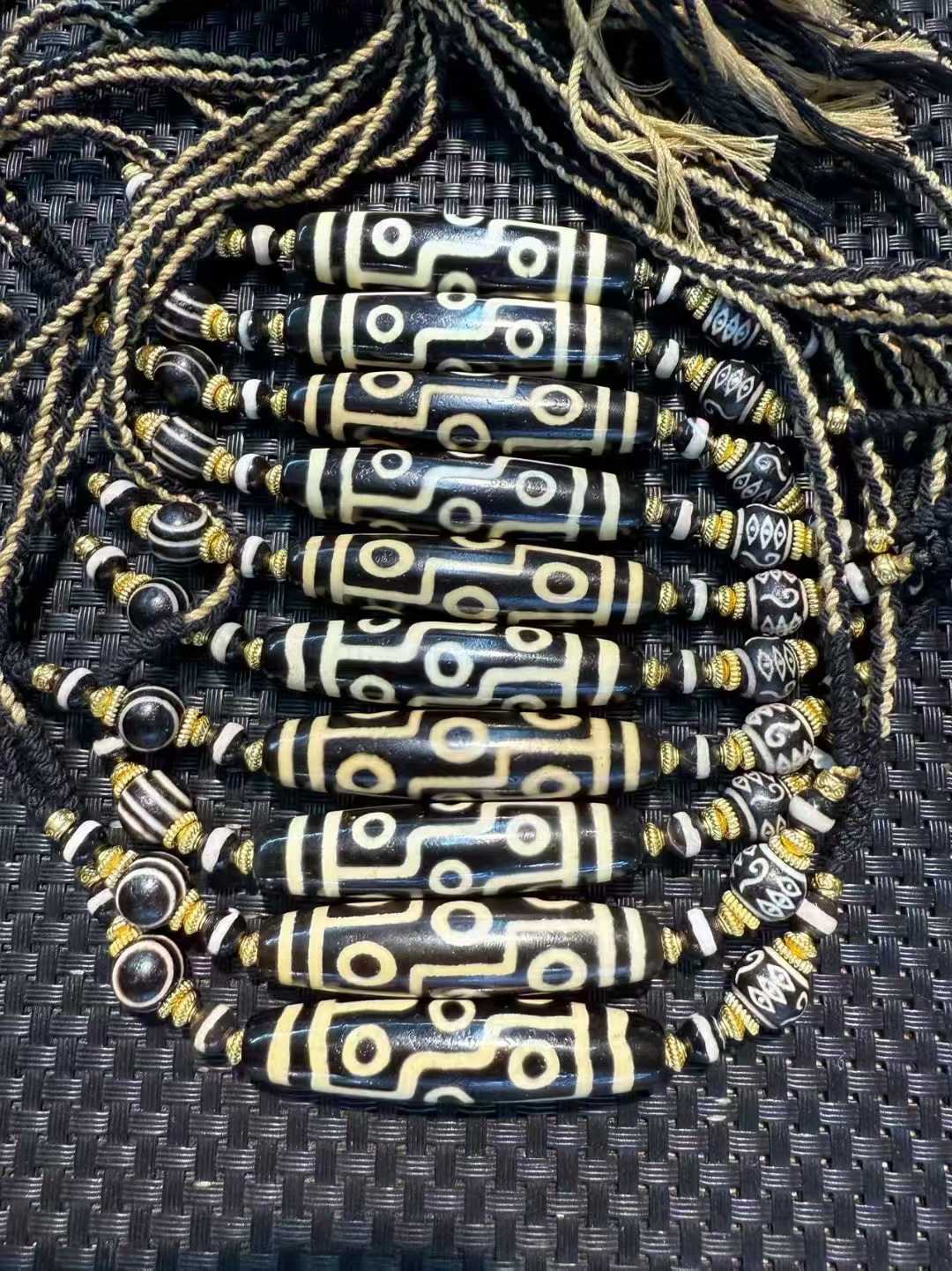 10pcs/lot 9 Eyes with invisibl - Ethnic Fashion Design 评论和价格